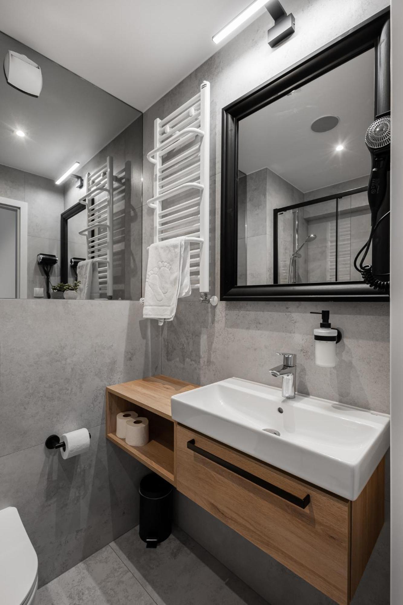 Apartamenty Wolnosci 6 Self Check-In 24H Познан Екстериор снимка