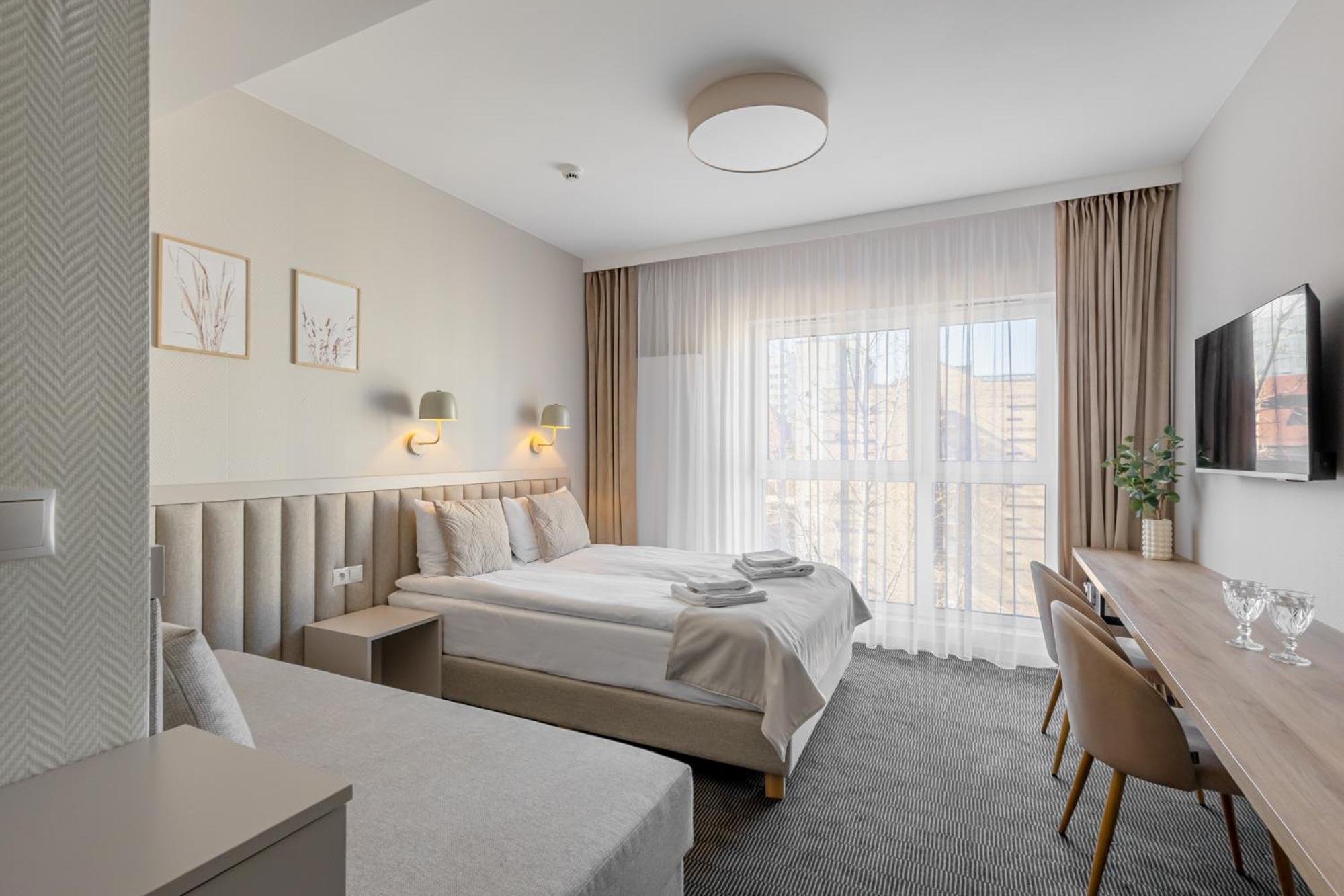 Apartamenty Wolnosci 6 Self Check-In 24H Познан Екстериор снимка